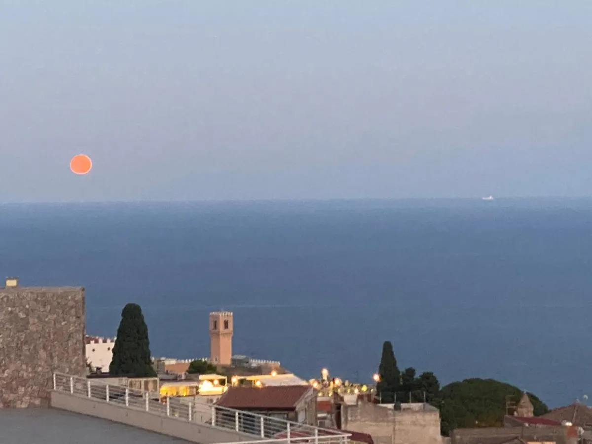 Murmuria Taormina Apartment